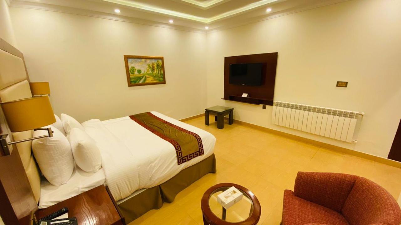 Falettis Grand Hotel Murree Exterior photo